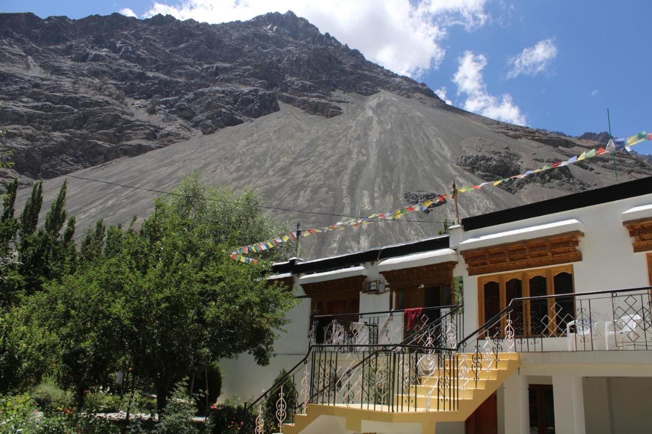 Sernang Homestay Hundar Exteriör bild