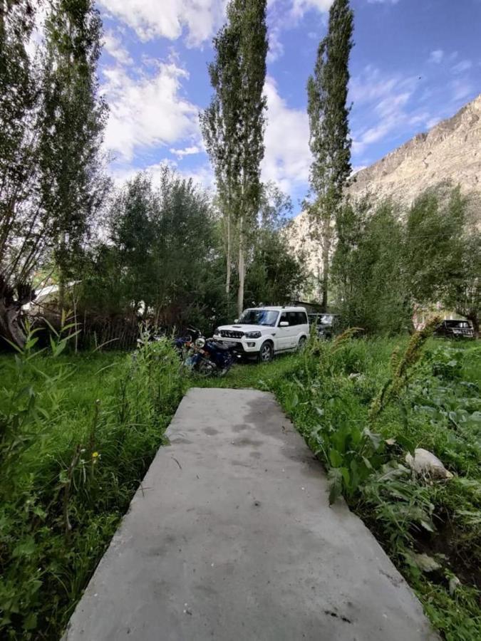 Sernang Homestay Hundar Exteriör bild